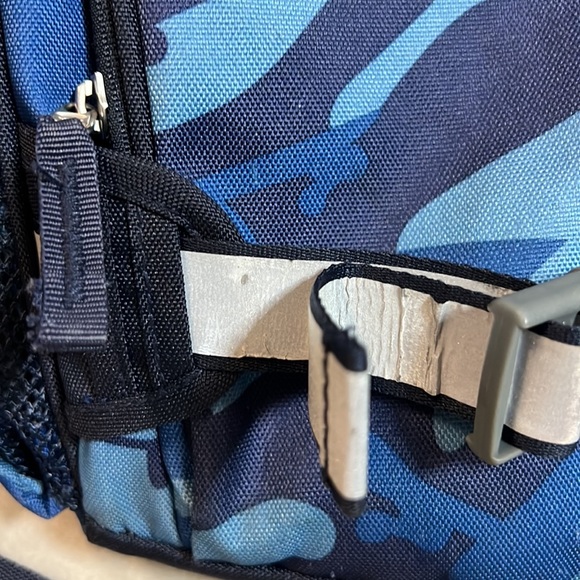 Pottery Barn Kids Navy Skateboard Small Camo Reflective Backpack - Picture 10 of 10